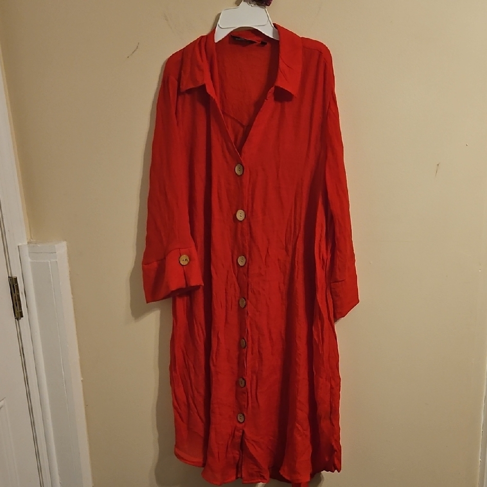Mlle Gabrielle Coral 3/4 Sleeve Iightweight Button Down Dress. In EUC